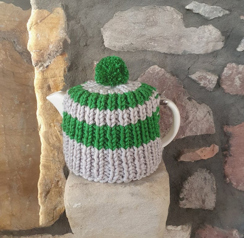 Vegan Tea Cosy Suki, For Life, Stump 2 Cup Tea Pot Compatible 100% Acrylic      