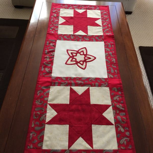 Celtic Applique & Patchwork Table Runner