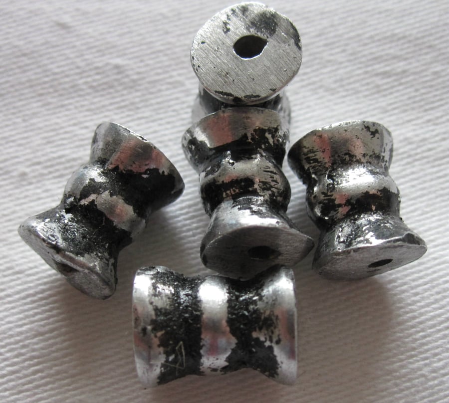 Metal Antique Silver Effect Drum Shaped Beads