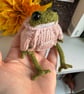 Handmade knitted frog  - Image 2