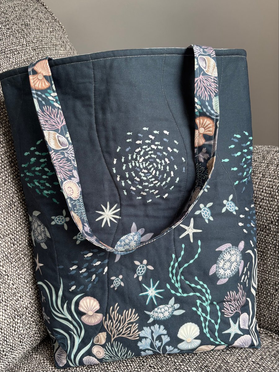 Ocean Pearls Large Tote Bag