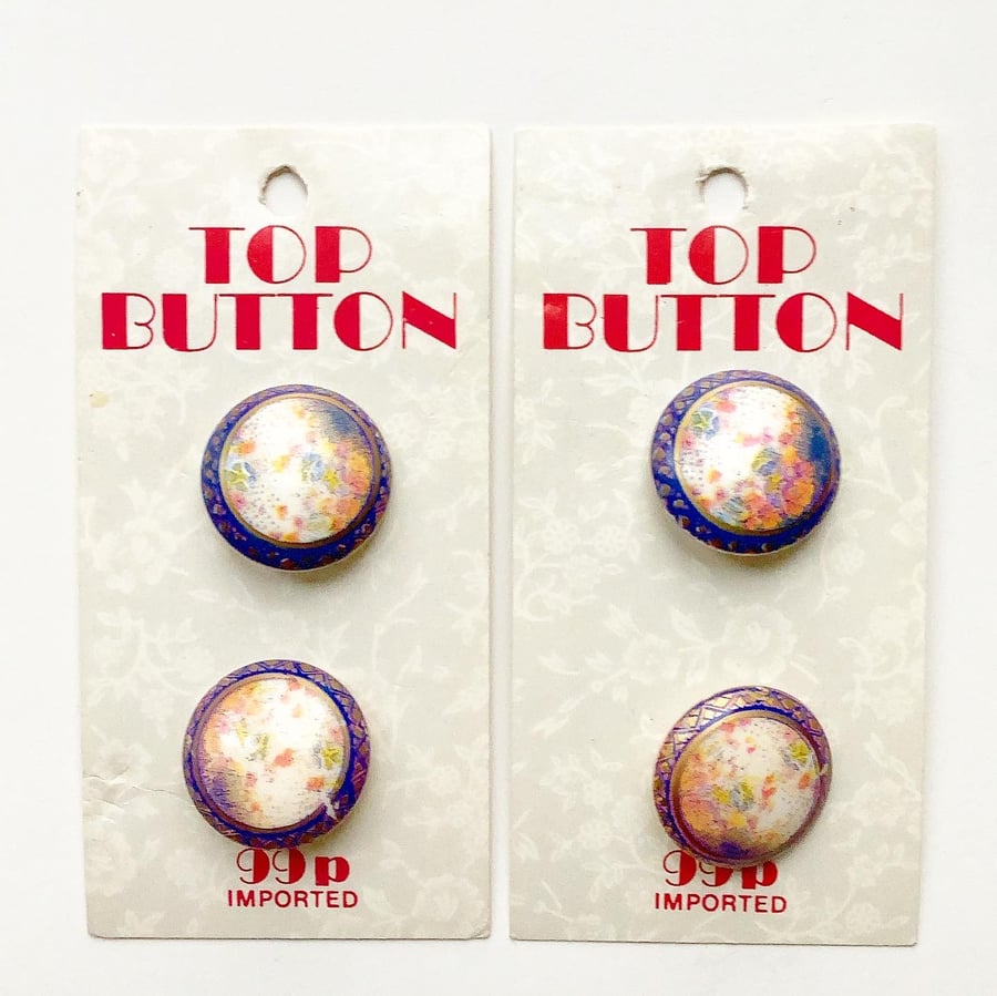 Floral buttons, vintage buttons.