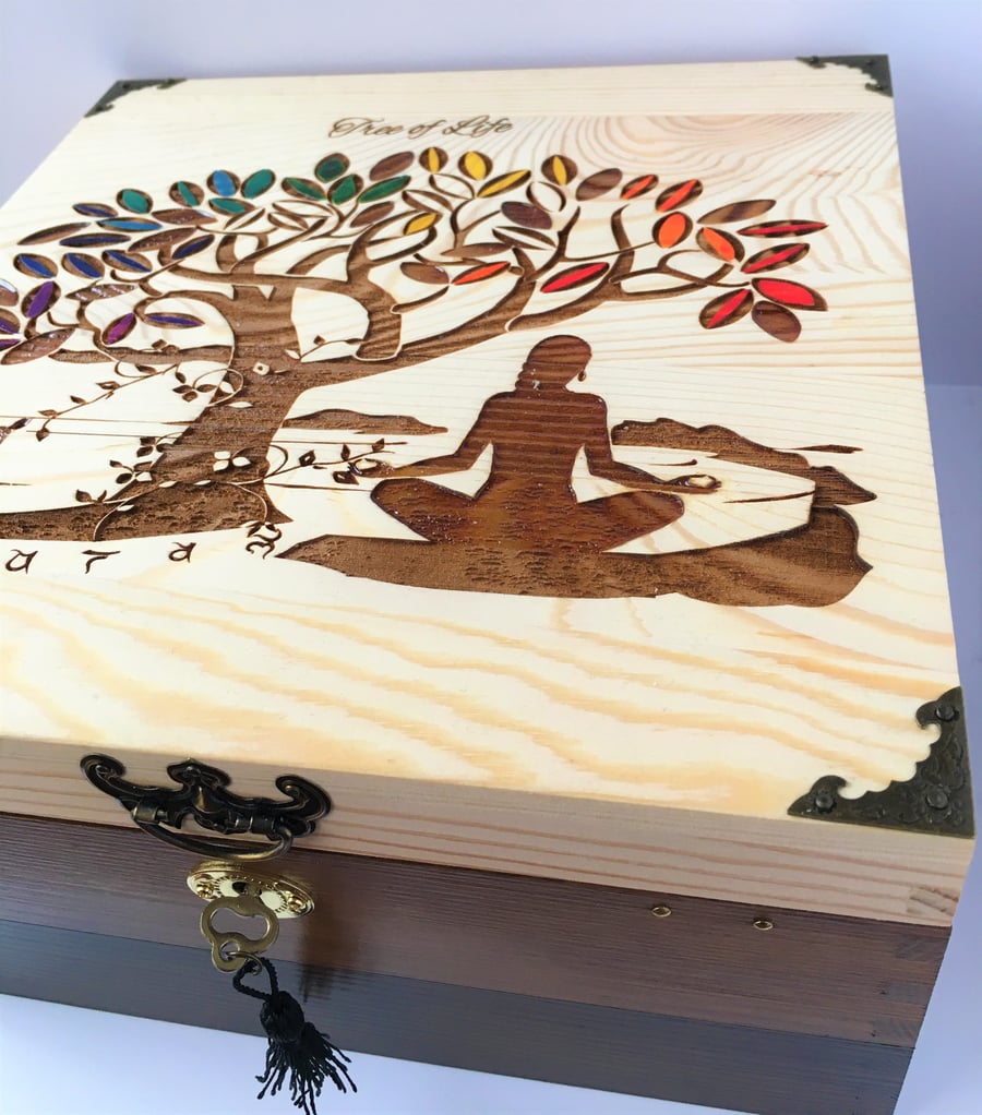 Engraved LOCKABLE -Tree Of Life - Meditation Wooden Spiritual Box by Livz Design