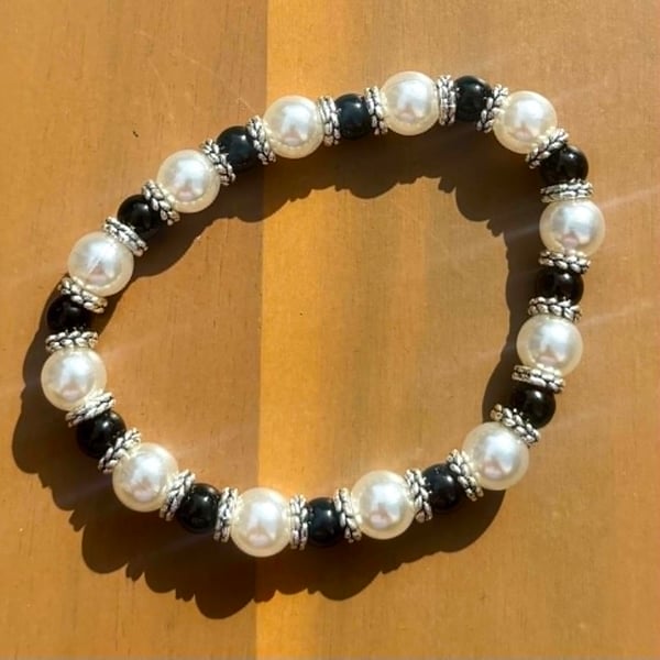 Handmade Black Pearl Beaded Bracelet with Silver-Tone Accents