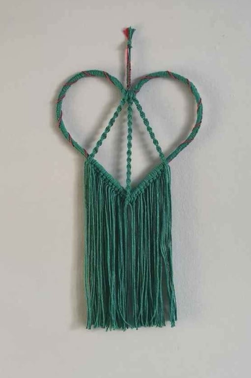 Green Macramé Heart Wall Décor 