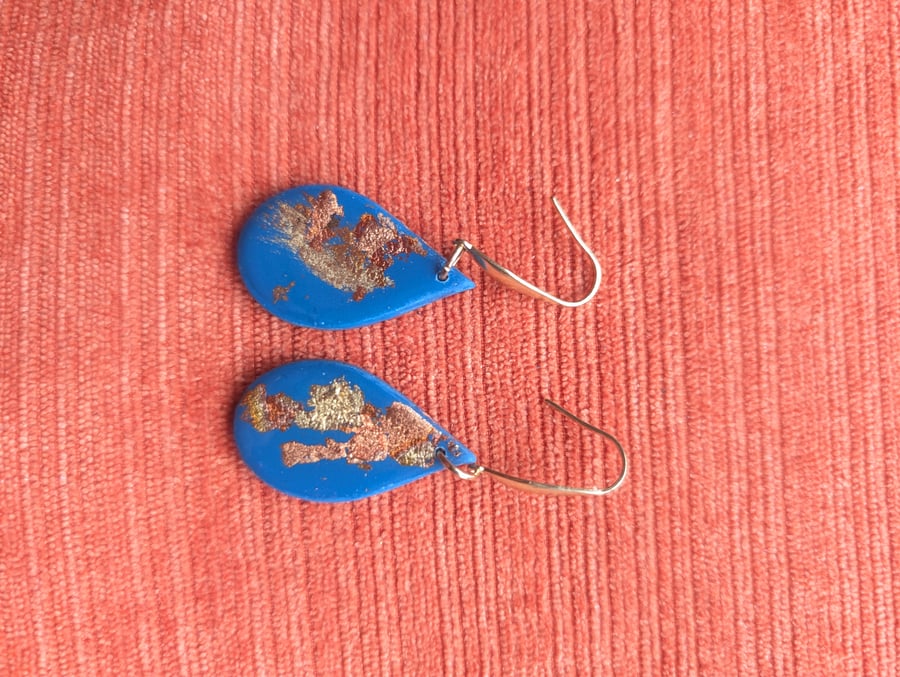 Blue gold Teardrop dangle earrings 
