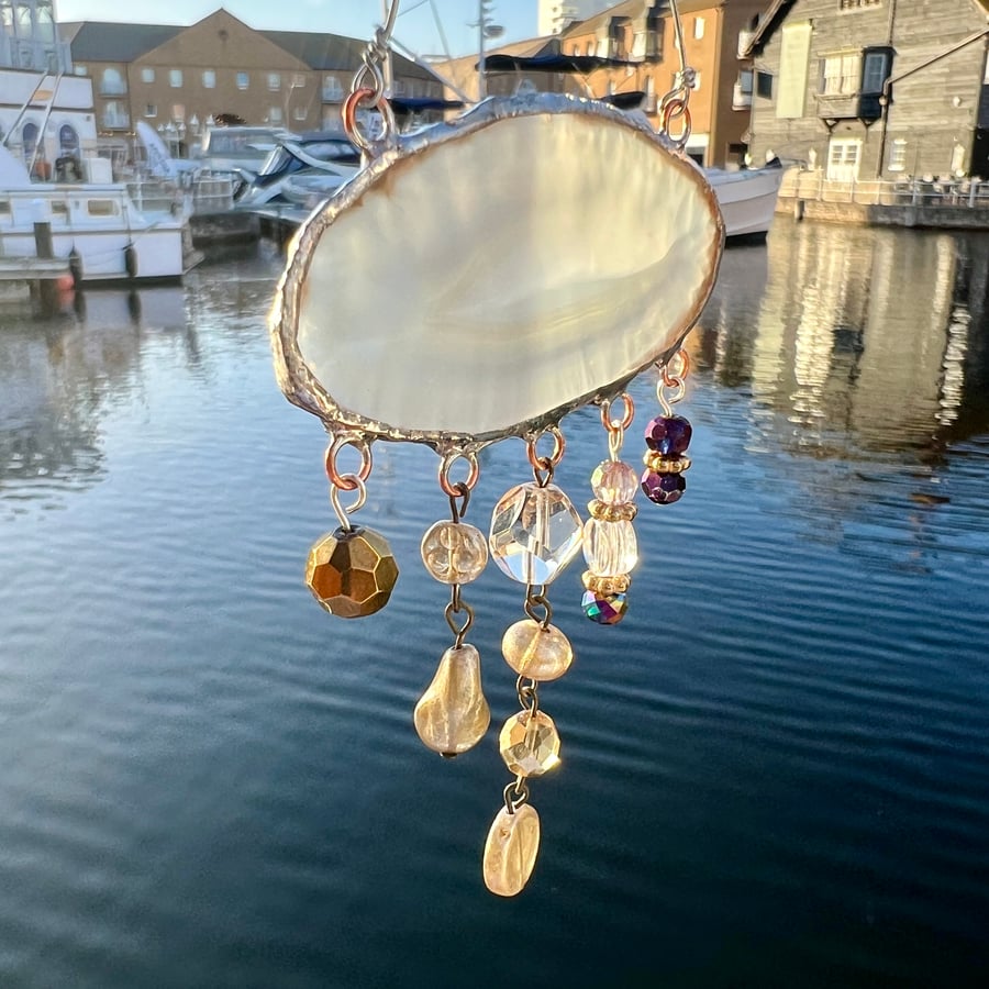 Agate Suncatcher Cloud with Vintage Glass Bead Droplets: Vintage Gold