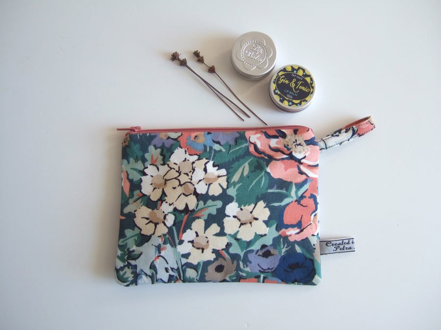 Make up bag or purse in a 1970's vintage Liberty print.