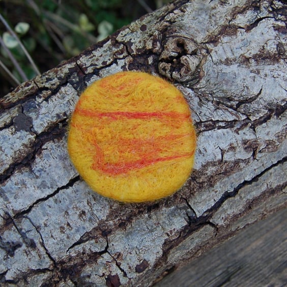 Needle felt brooch Sunrise ladies jewellery wool badge - Here comes the sun