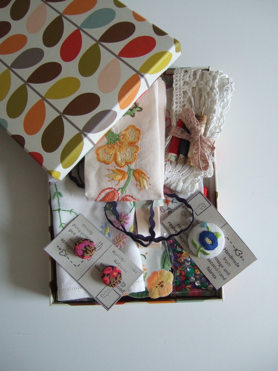  A sewing box of ideas and vintage inspiration