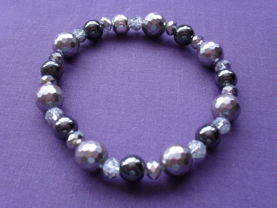 Shell Pearl,Crystal and Hematite Bracelet