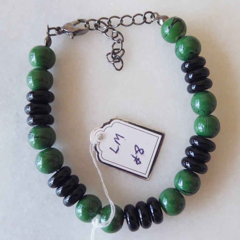 Green  and Black Beaded Adjustable Bracelet - Summer Seconds