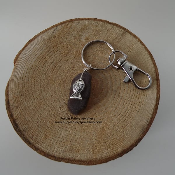 Amber Sea Glass with Fish Bag Charm Key Ring K285