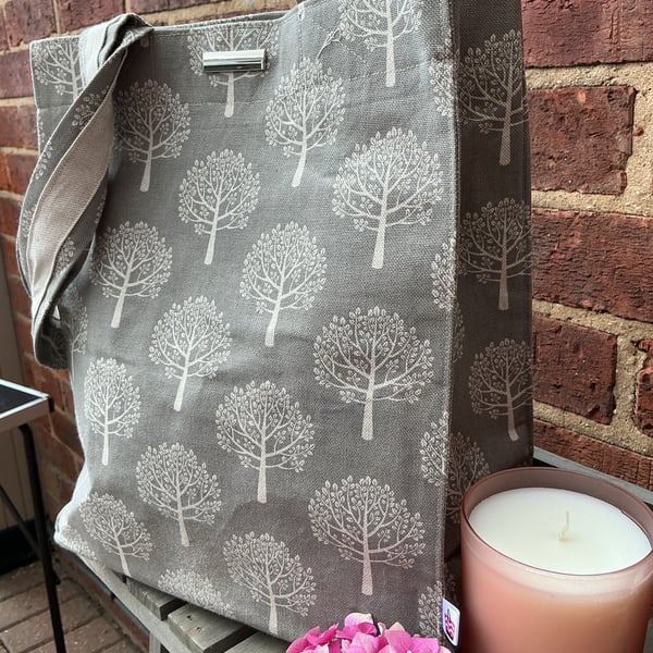 Grey Trees Organiser Tote Bag