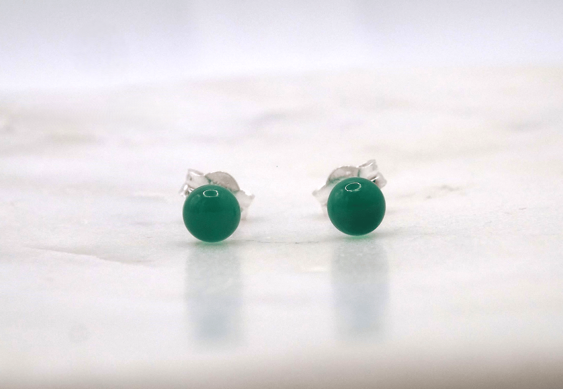Green Onyx Round Cabochon 4mm Gemstone Sterling Silver Stud Earrings.