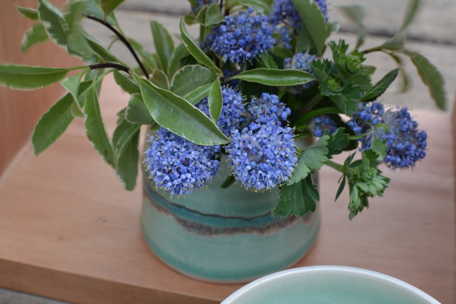 2.6 Challenge pot - glazed in green and blue glazes