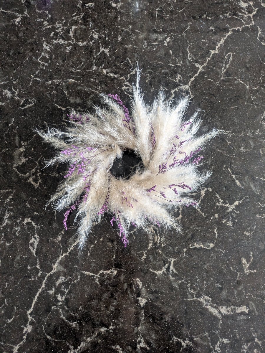 Small Purple Statice Dried Flower Wall Decor