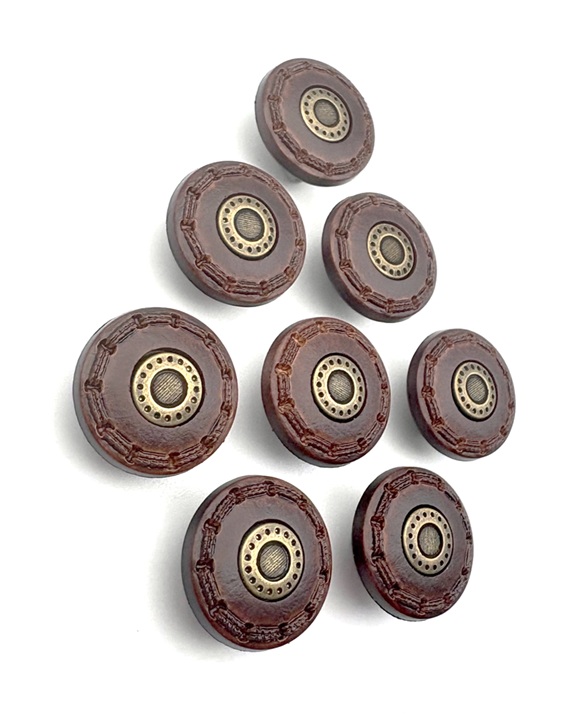 8 Leather Look Buttons, Shield Style, 18mm, LARP, Steampunk, Gothic, Plastic!!
