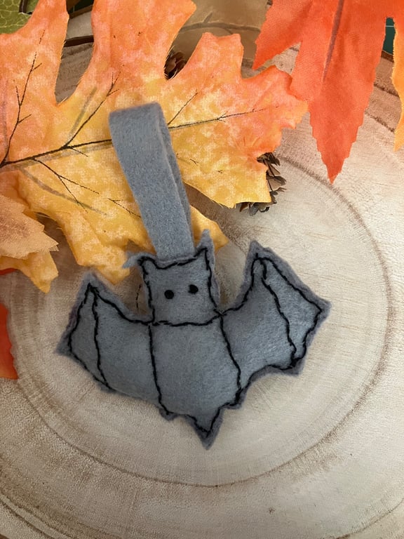 Halloween felt bat decoration 