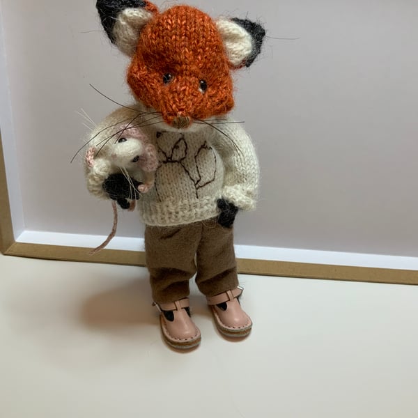 Hand Knitted Fox Doll with pet Mouse - Dot Pebbles Pattern