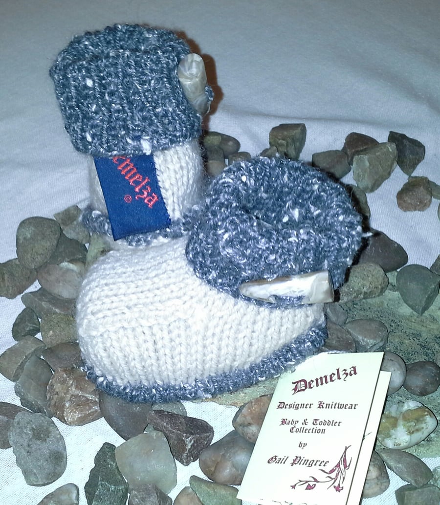   Baby  Booties 0-6 months with wool & cashmere content