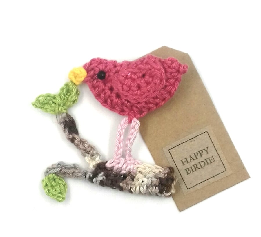 Crochet Happy Birdie Brooch 