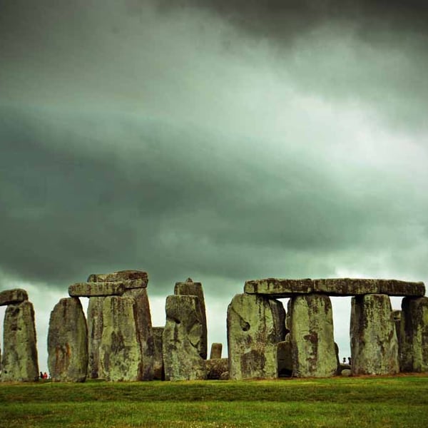 Stonehenge Wiltshire England UK 18"x12" Print