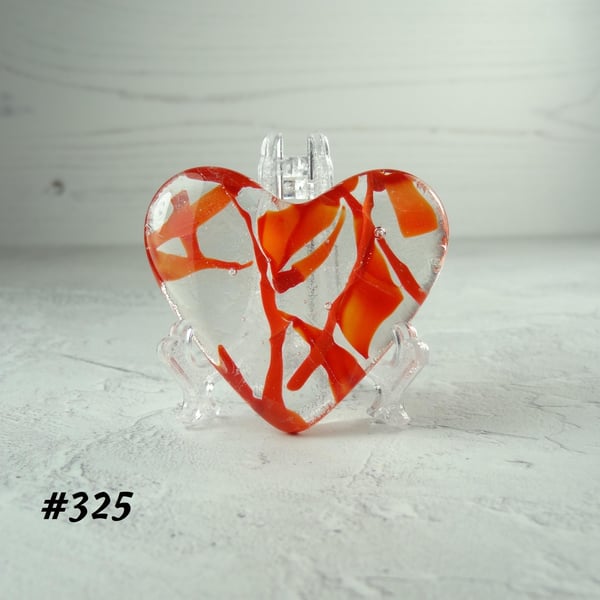 Red fused glass red heart, with stand, 5x4.5cm, 4 options