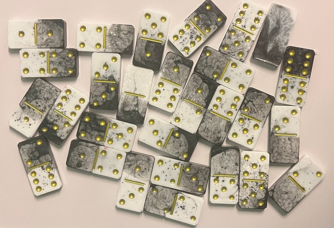 Marble effect Donino set