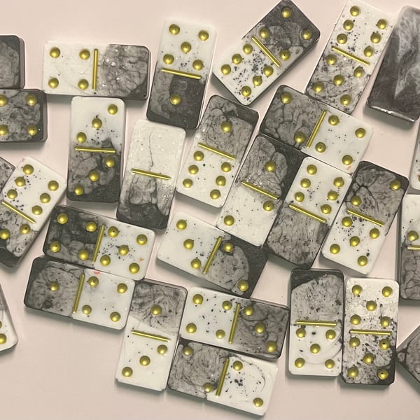 Marble effect Donino set