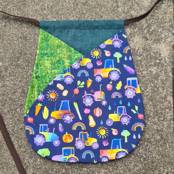 Tie-On Pocket - Large Farm