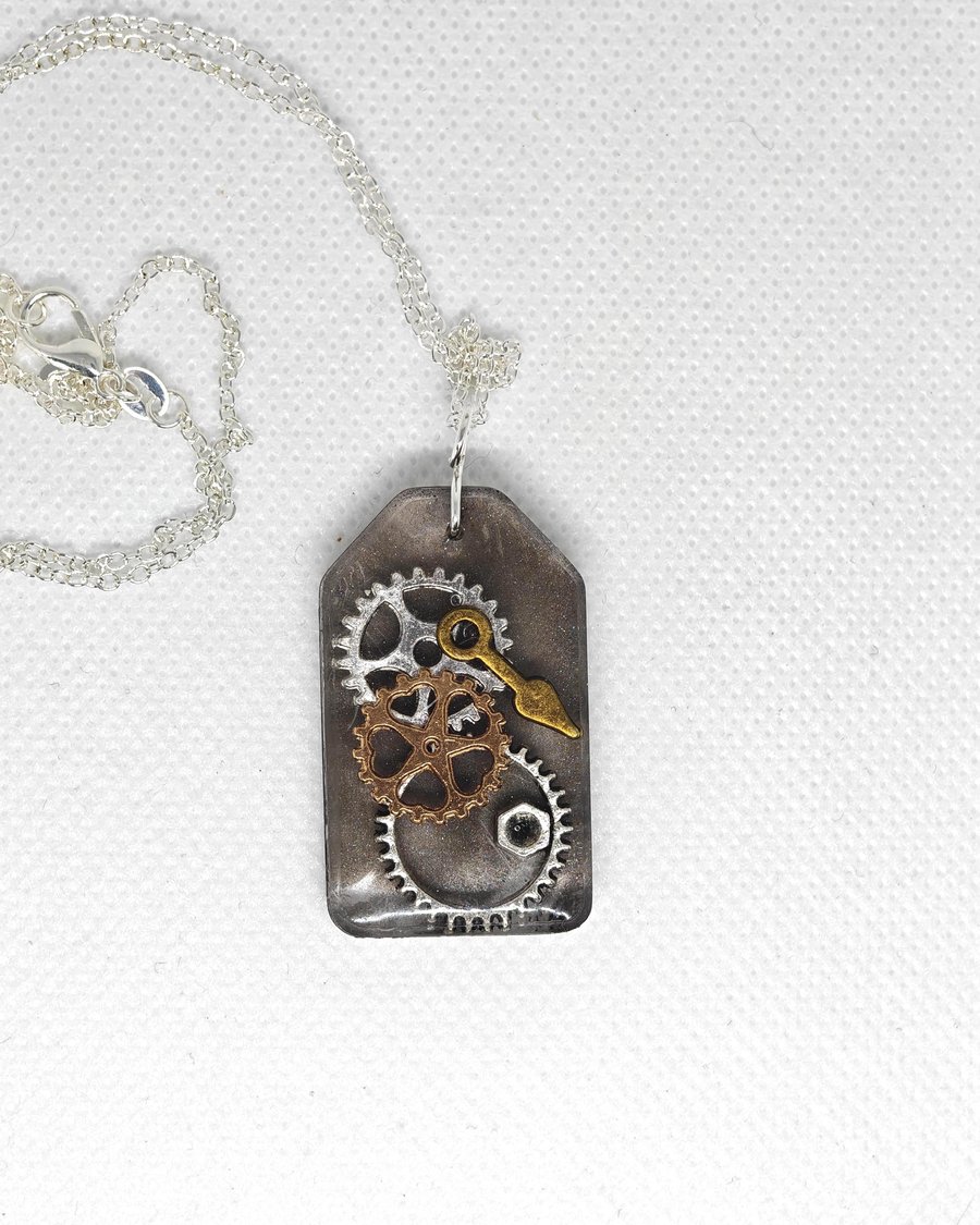 Steampunk Gear Resin Necklace: Handmade Copper, Silver & Gold Pendant