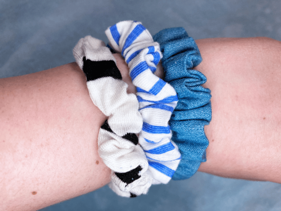 Hair scrunchies, stretchy scrunchy pack, denim skinny mini thin, blue stripy 