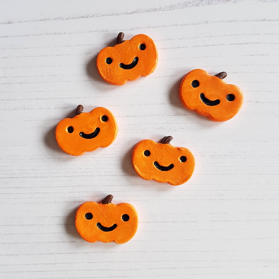 Halloween cute Pumpkin magnet OR brooch