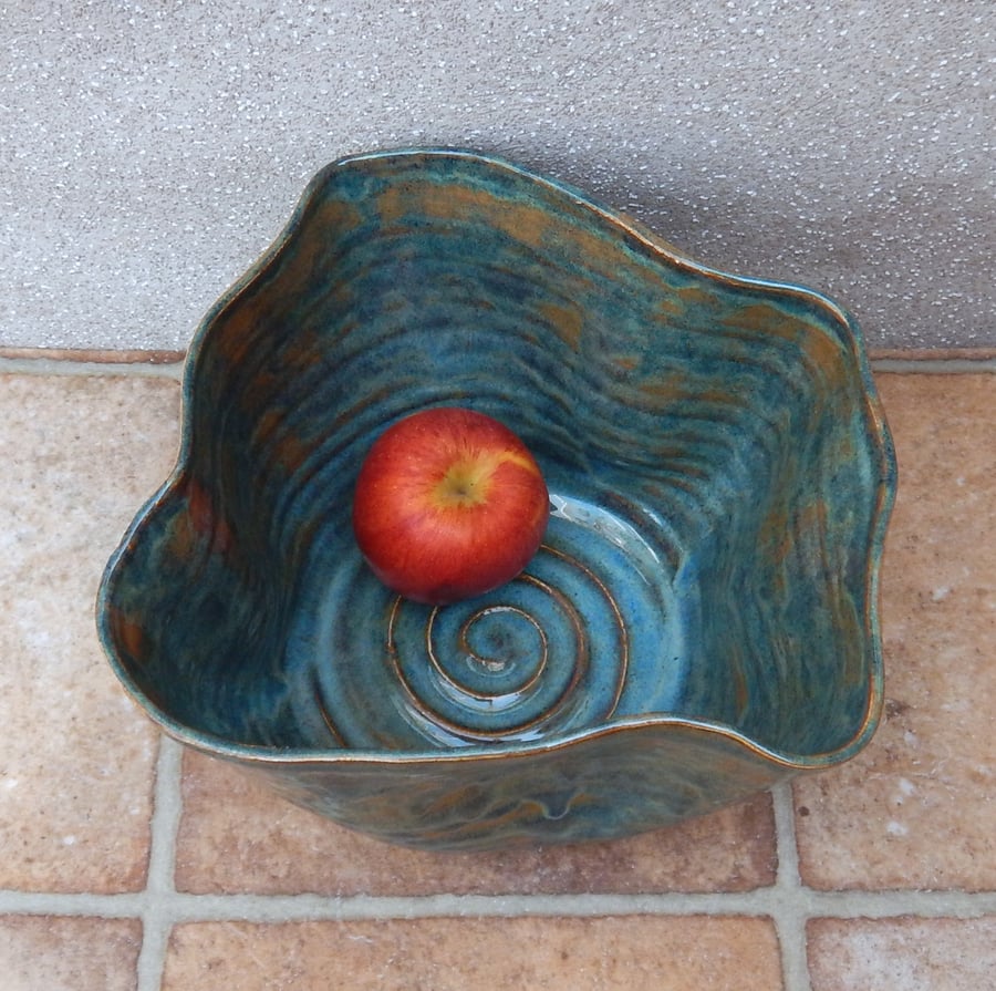 Centrepiece decorative dish fruit bowl wheel thrown stoneware ceramic pottery