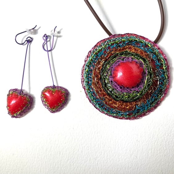 Matching set - earrings with pendant & brooch