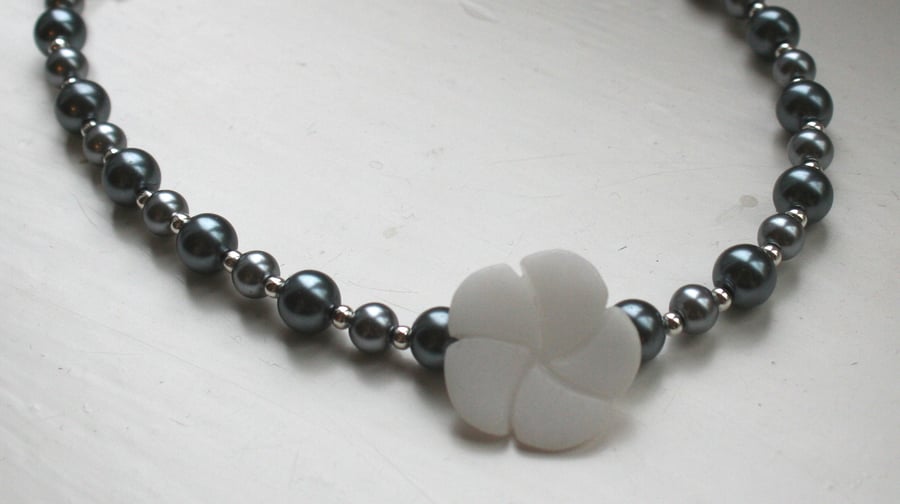 Asymmetric grey glass pearl and white quartzite necklace