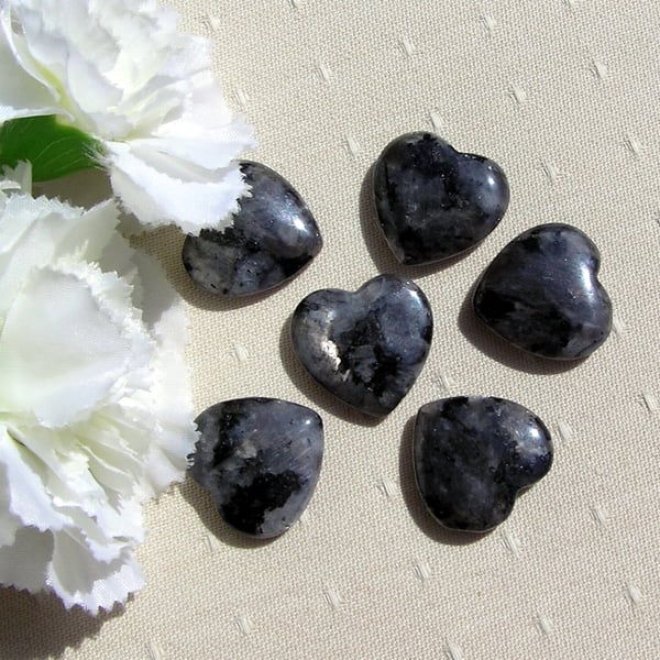 6 Black Spectrolite Solid Gemstone Polished Hearts - 20mm - Chakra, Crafting