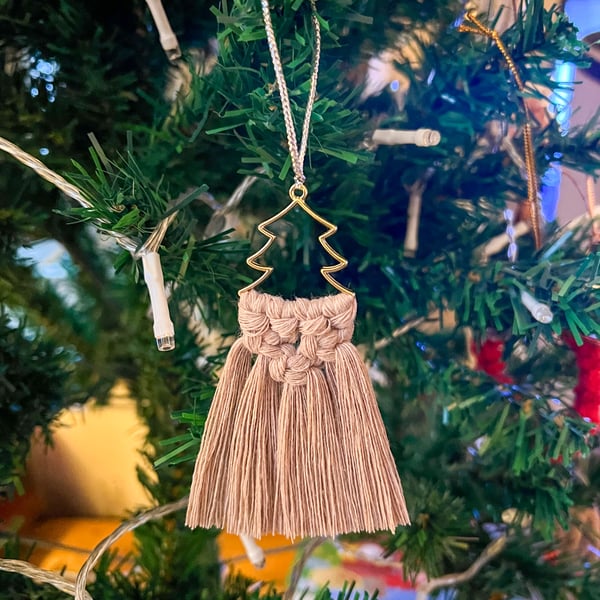 Macrame Christmas Tree Ornament - Pebble & Gold