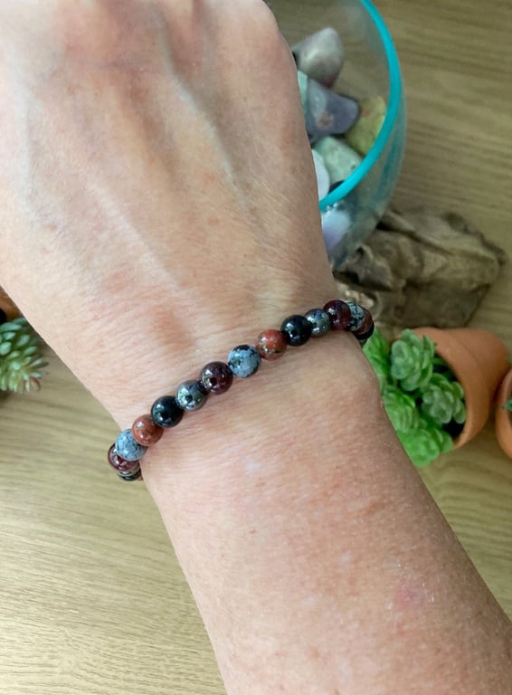 Root Chakra Bracelet, Ground & Centre