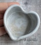 Perfectly imperfect Pair of white and turquoise ceramic heart tealight holders - Image 4