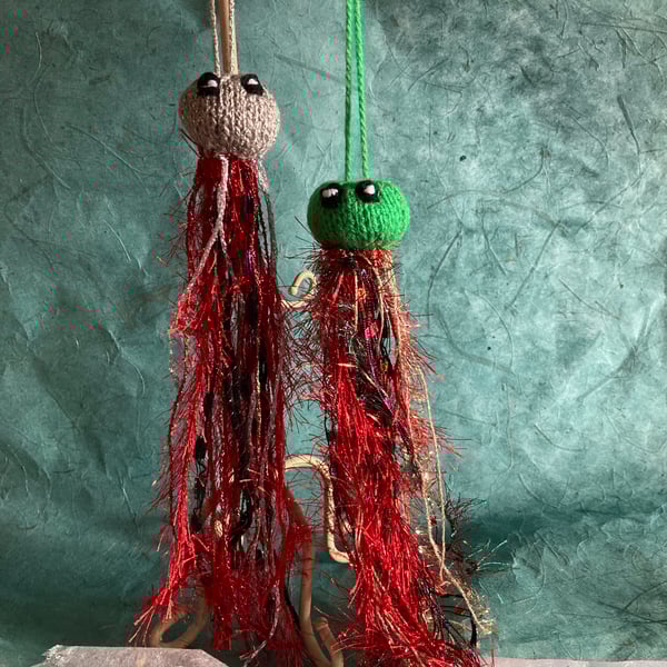 2 sparkly Christmas jellyfish  