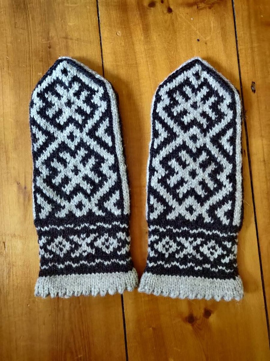 Handmade thick wool grey brown fairisle traditional mittens nordic scandinavian