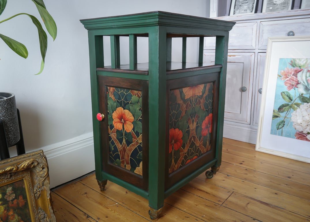 Dark Green Art Deco Bar