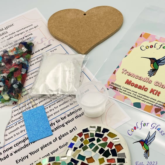Trencadis Mosaic Craft Kit with glass tiles