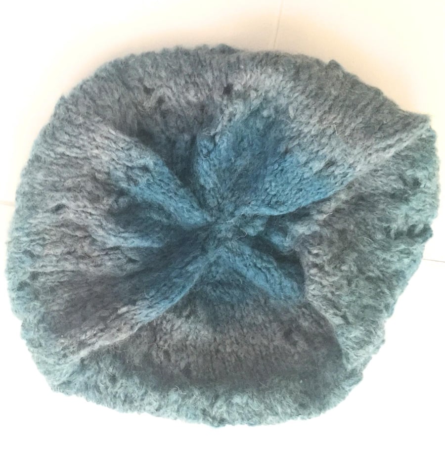 Pretty Blue Tones Slouch Beret
