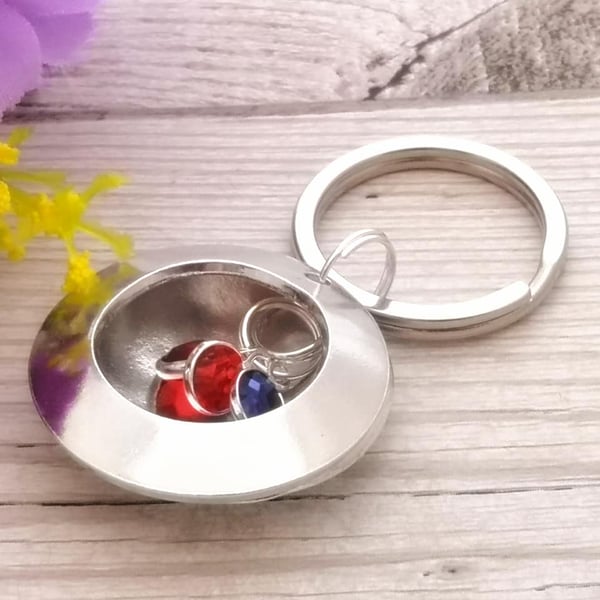 Family Birthstone Keyring - Clam Shell Keychain - Simple Gift For Mum - Locket