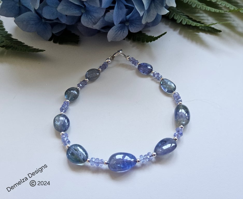 Designer Extremely Rare Bi Colour Tanzanite 25cts Sterling Silver Bracelet