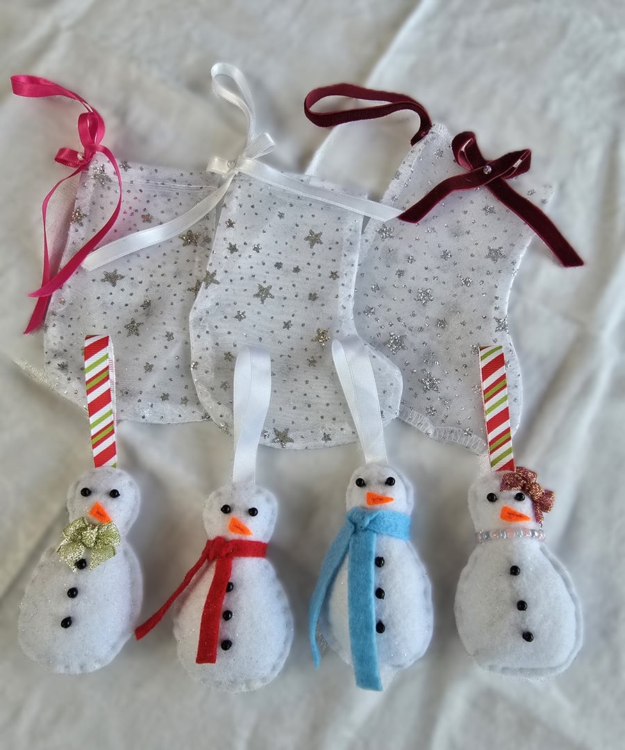 Christmas Tree Decorations - 4 Snowmen & 3 Mini Stockings