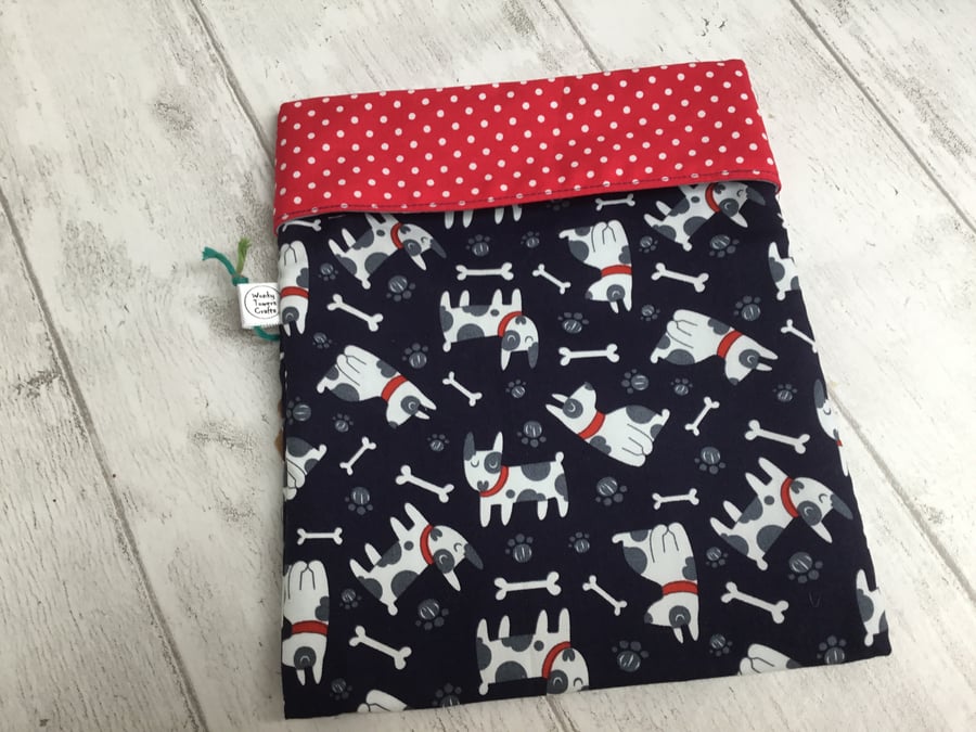 Reusable sandwich bag with food safe lining. Navy cartoon dogs